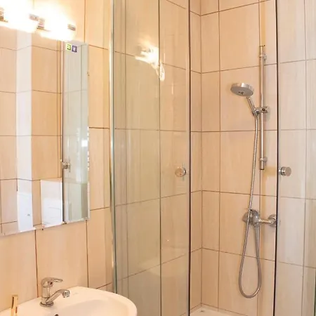 Apartament Z Balkonem I Parkingiem Rewal