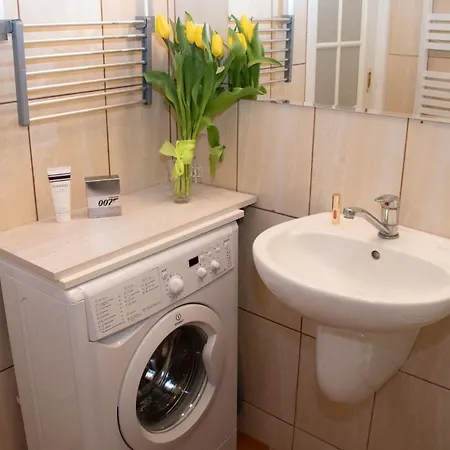Apartament Z Balkonem I Parkingiem